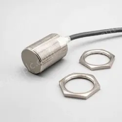 M30 Shield Inductive proximity switch E2E-X10D1-N-Z 2M